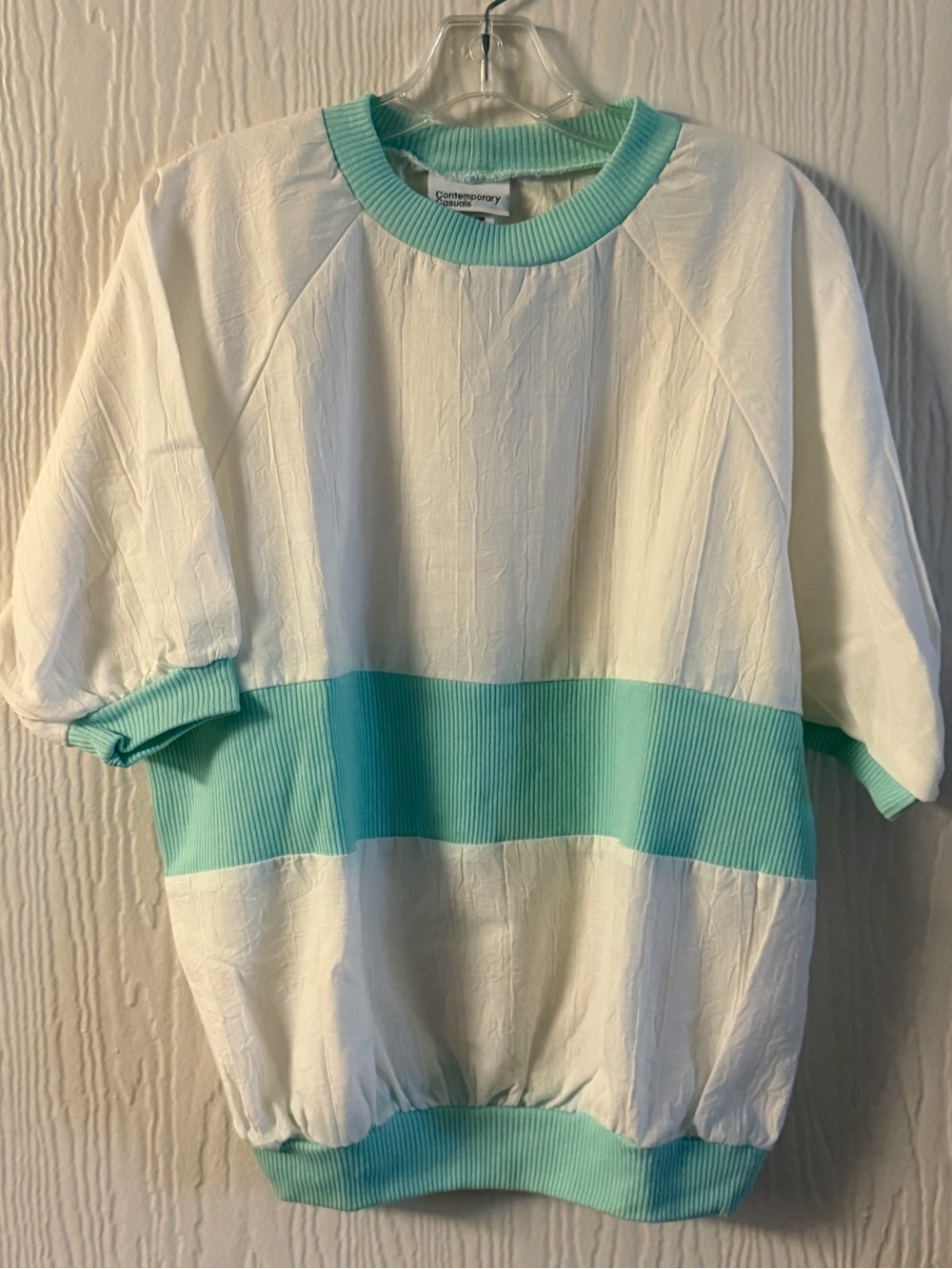 Women’s Vintage White & Mint Short-Sleeve Shirt